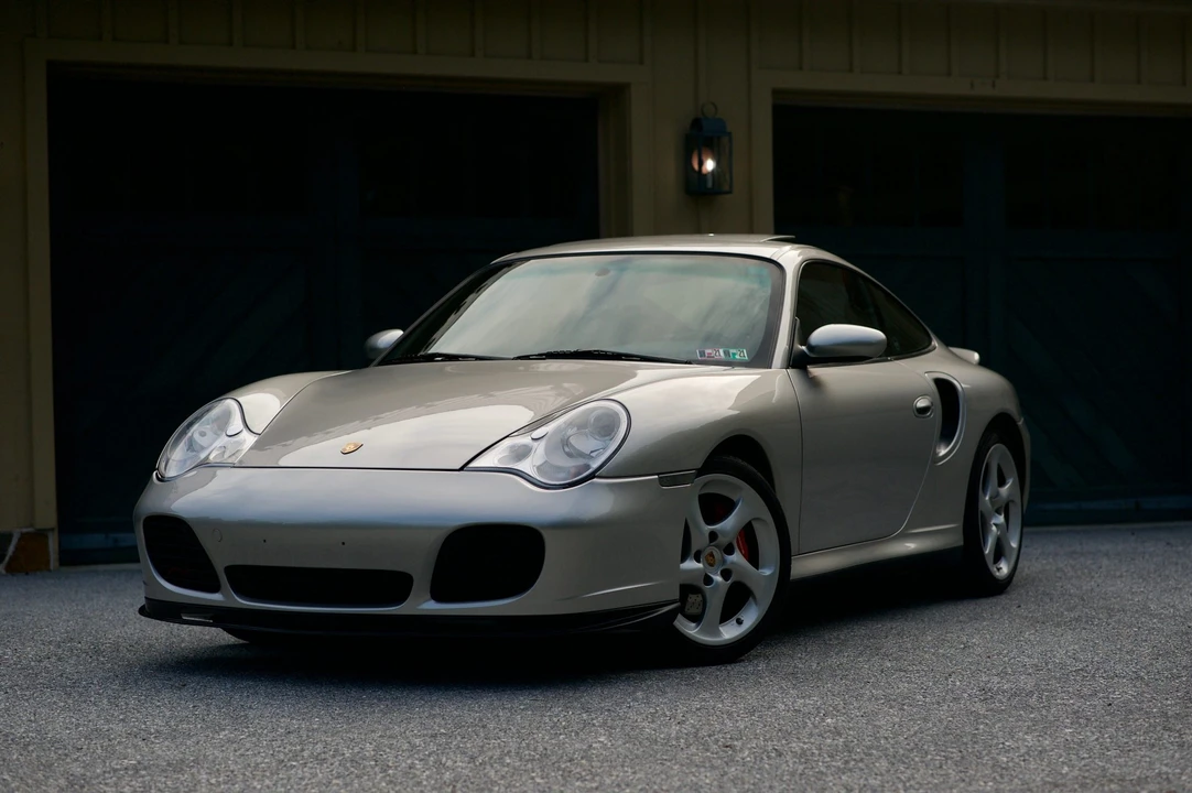 2002 Porsche 996 Turbo - Image 10 of 31