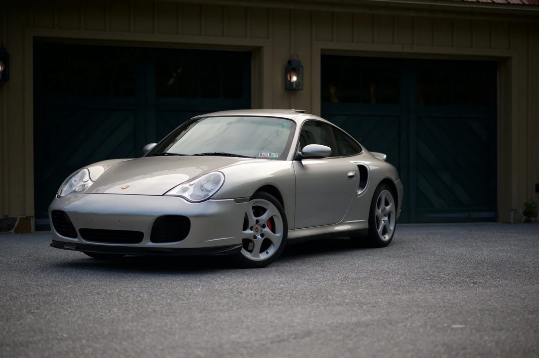 2002 Porsche 996 Turbo - Image 9 of 31