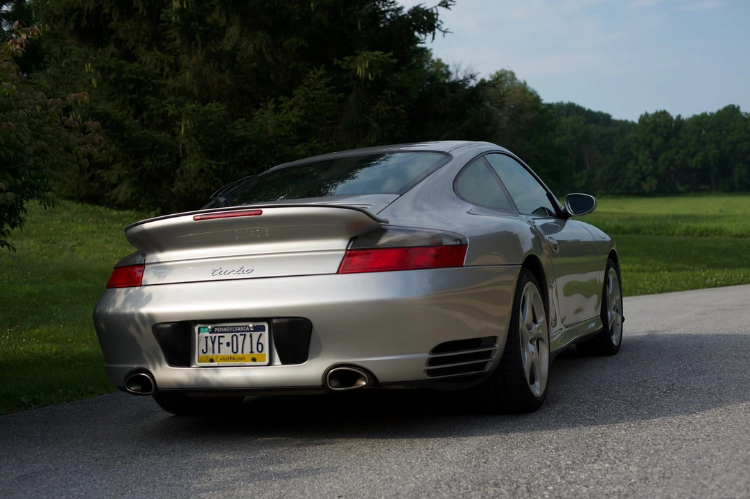 2002 Porsche 996 Turbo - Image 30 of 31