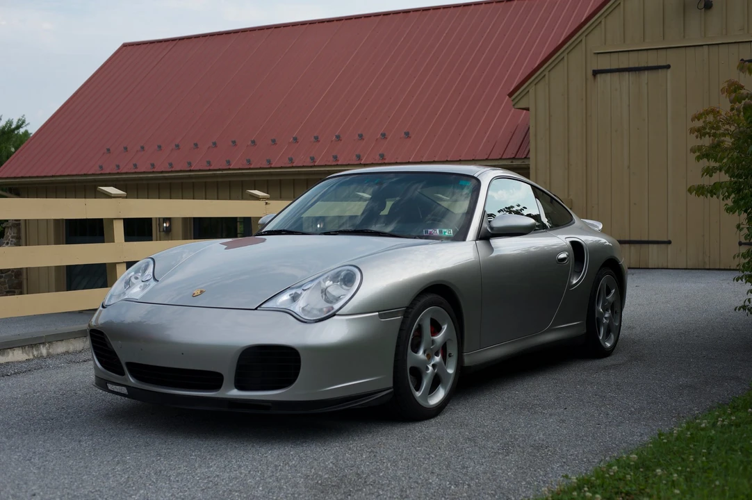2002 Porsche 996 Turbo - Image 12 of 31