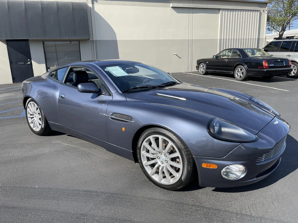 2003 Aston Martin Vanquish 1st Gen - Image 12 of 31
