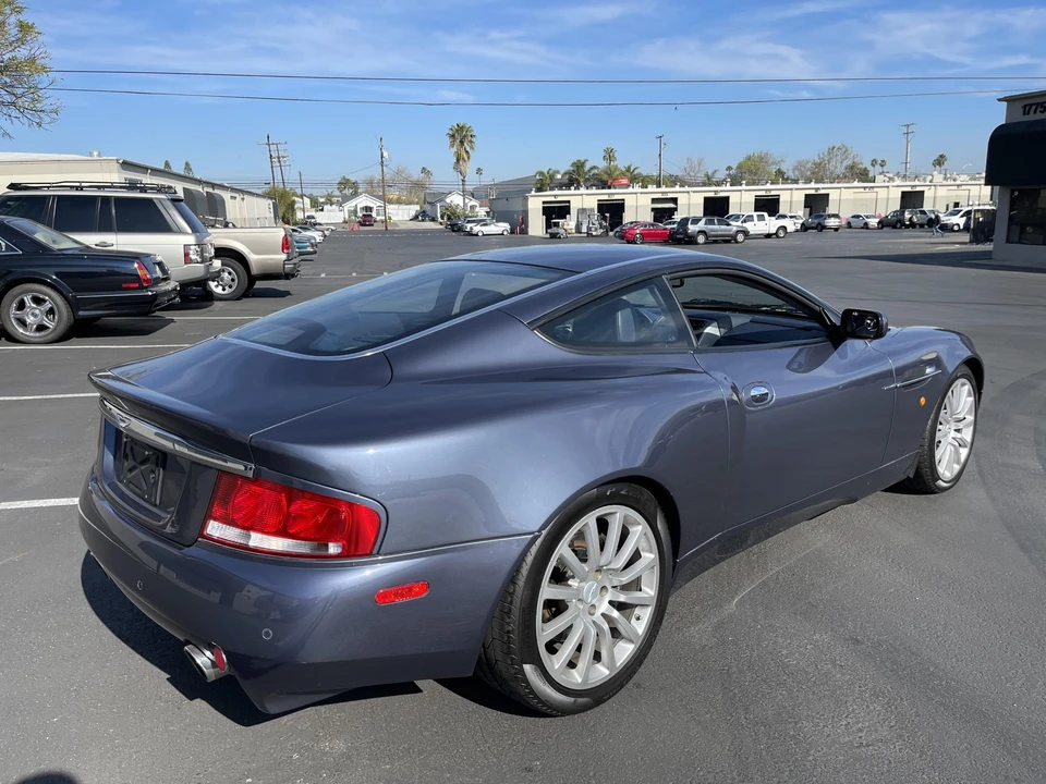 2003 Aston Martin Vanquish 1st Gen - Image 13 of 31