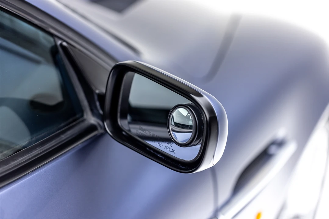 2003 Aston Martin Vanquish 1st Gen - Image 23 of 31