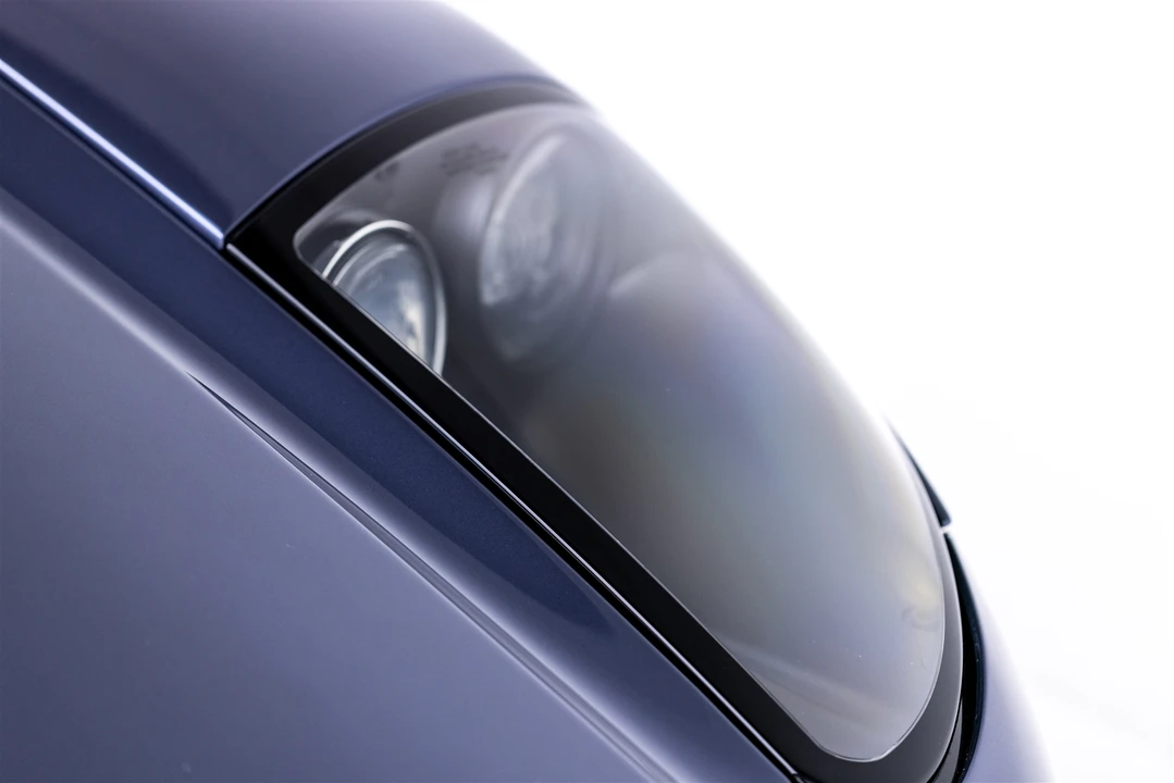 2003 Aston Martin Vanquish 1st Gen - Image 18 of 31