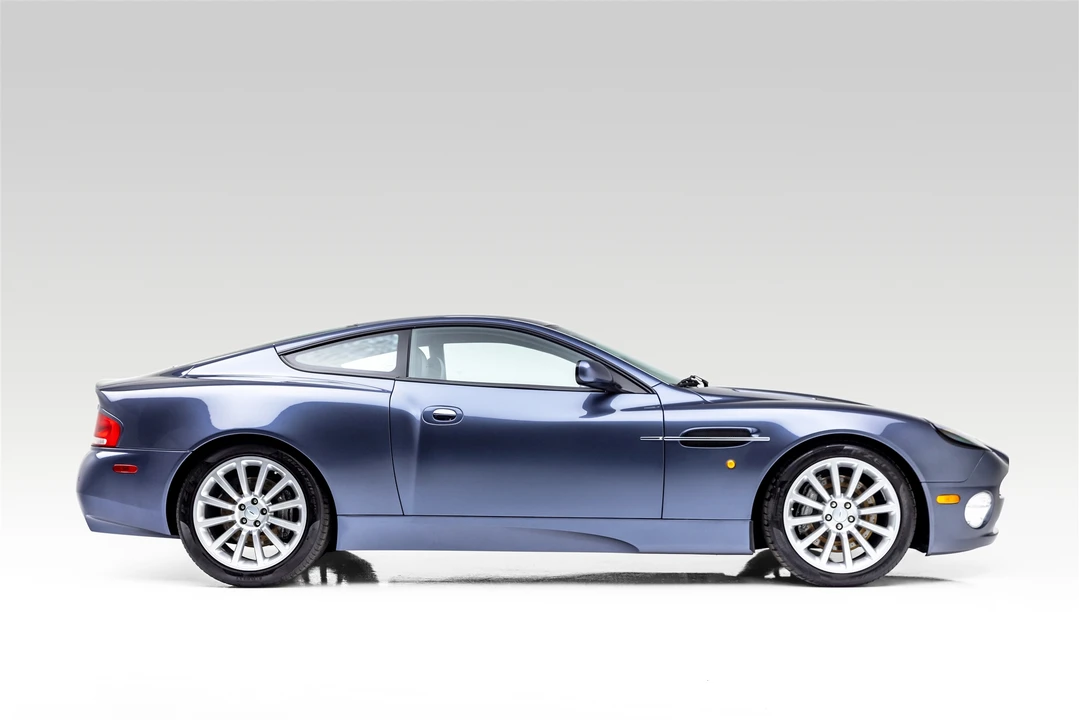 2003 Aston Martin Vanquish 1st Gen - Image 8 of 31