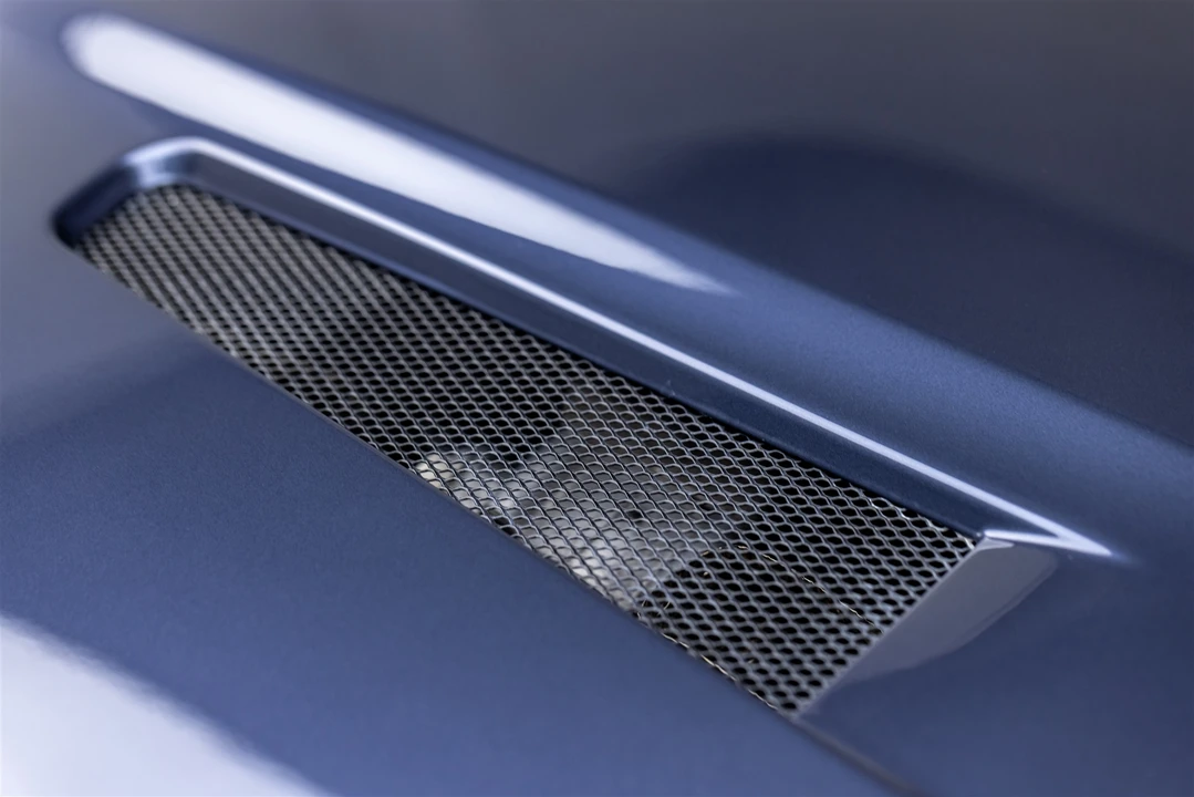 2003 Aston Martin Vanquish 1st Gen - Image 20 of 31