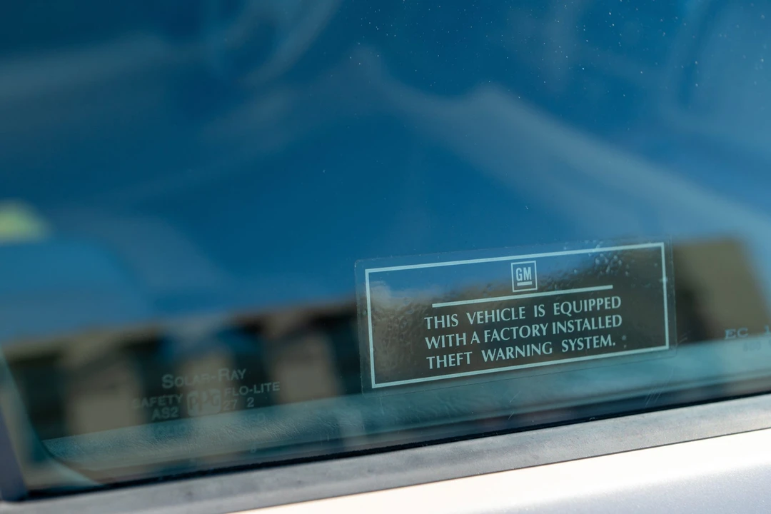 2003 Buick Park Avenue - Image 30 of 31