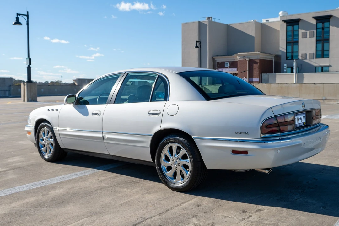 2003 Buick Park Avenue - Image 8 of 31