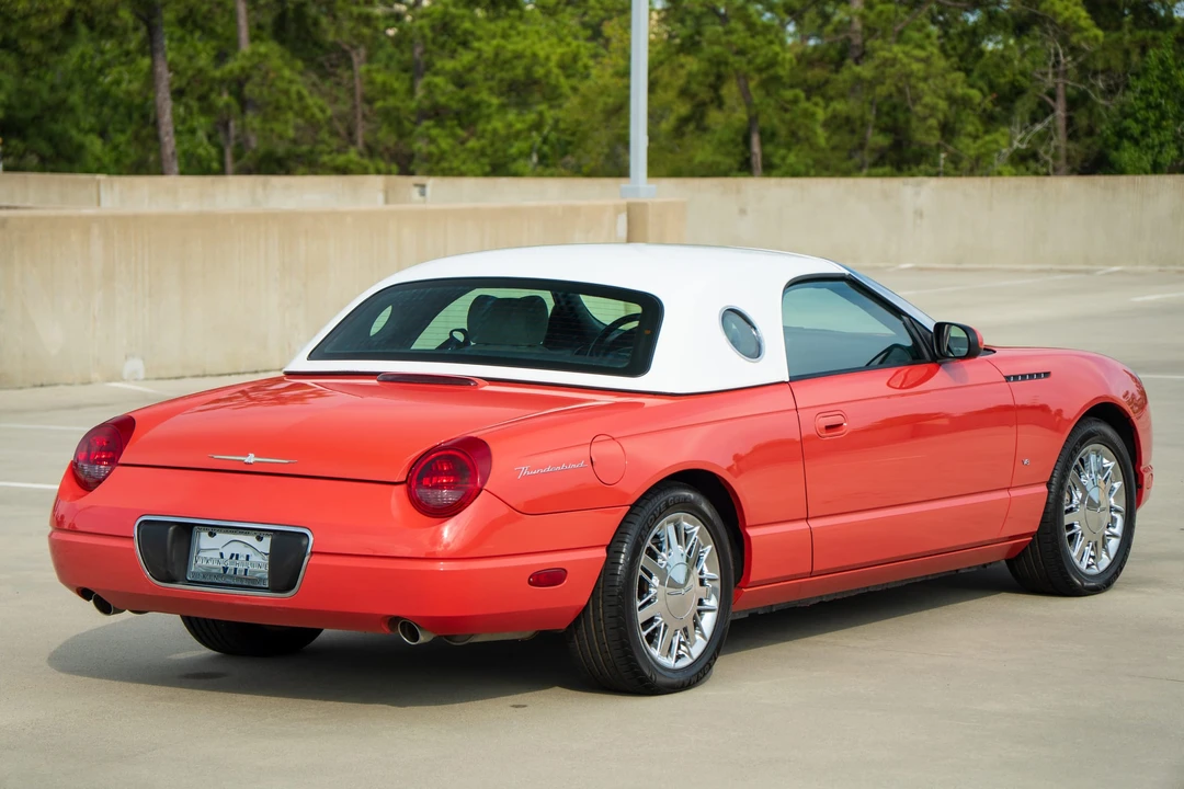 2003 Ford Thunderbird 11th Gen - Image 27 of 31