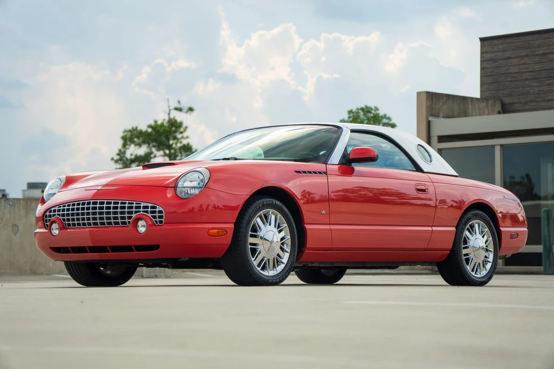 2003 Ford Thunderbird 11th Gen - Image 2 of 31