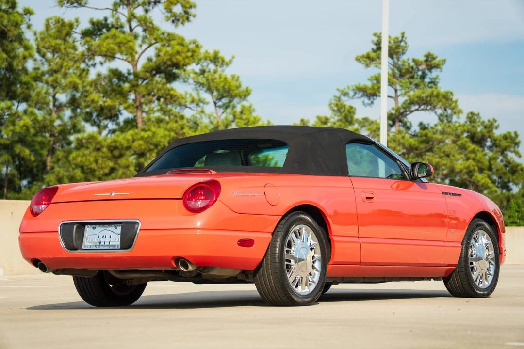 2003 Ford Thunderbird 11th Gen - Image 28 of 31
