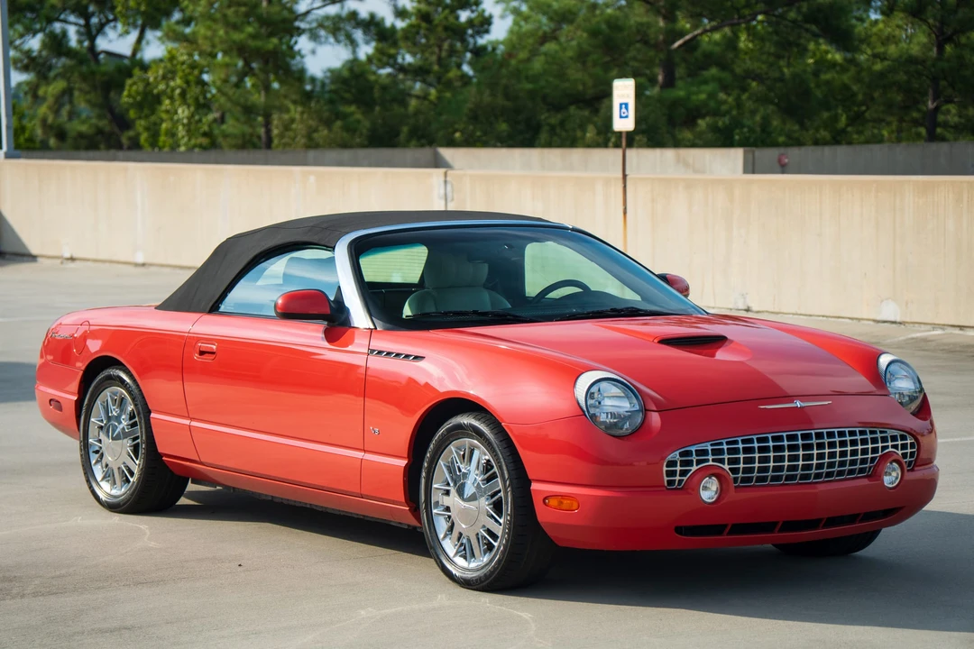 2003 Ford Thunderbird 11th Gen - Image 17 of 31