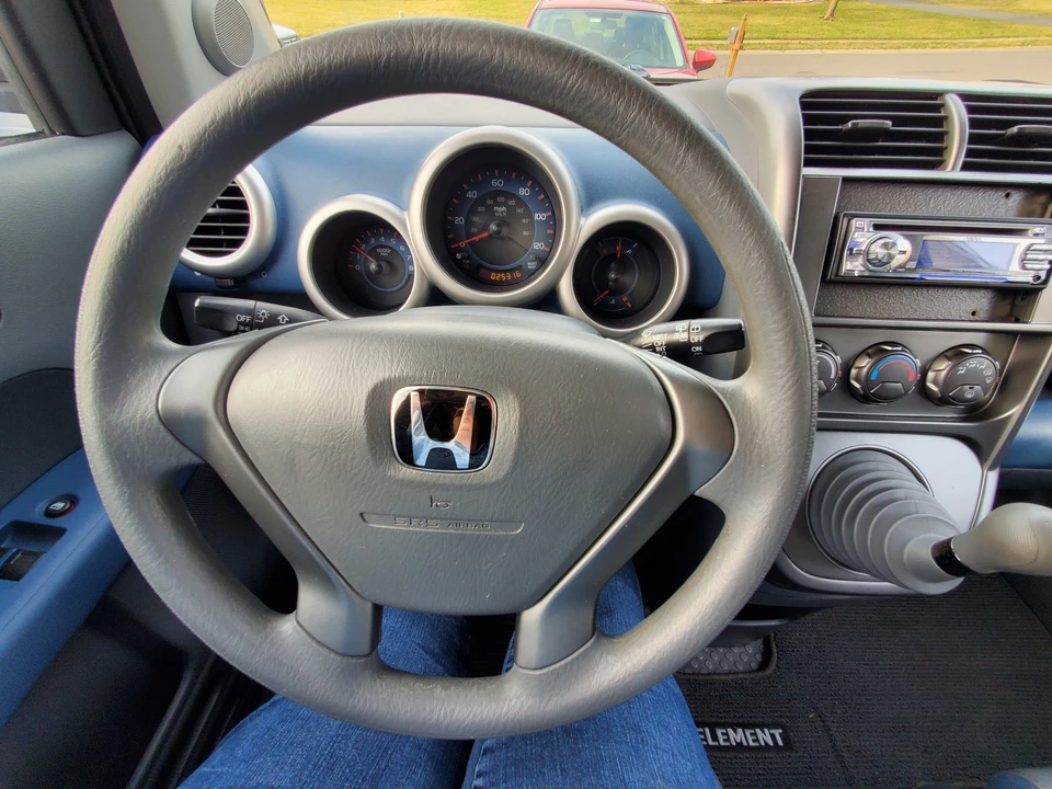2003 Honda Element - Image 29 of 31