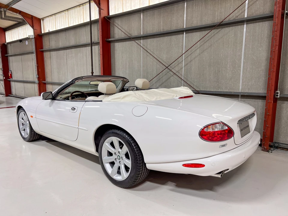 2003 Jaguar X100 XK8 - Image 20 of 31