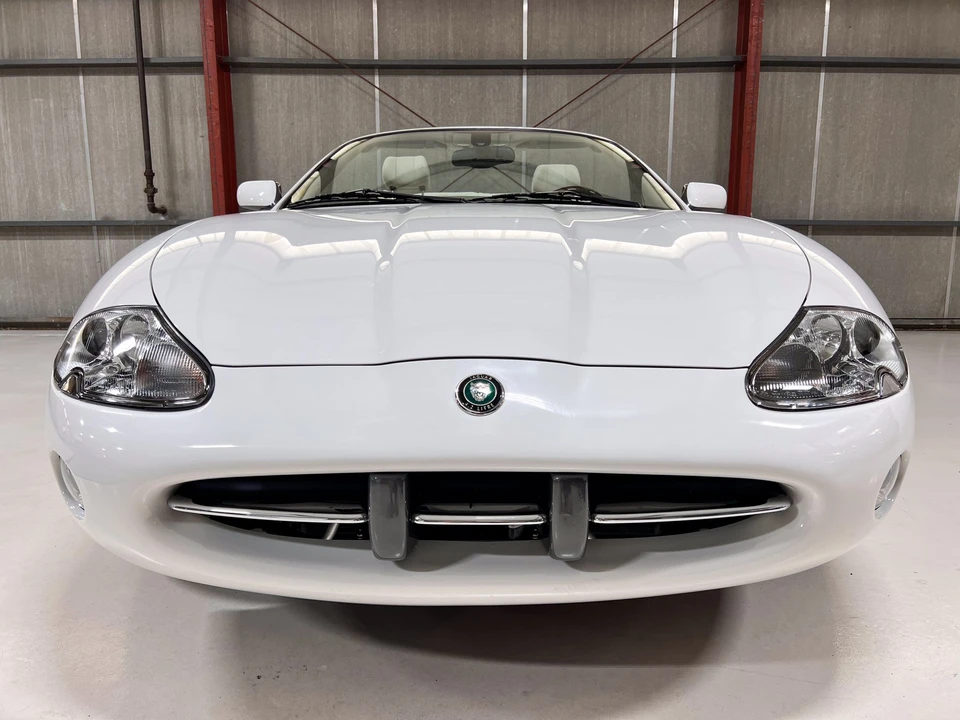 2003 Jaguar X100 XK8 - Image 8 of 31
