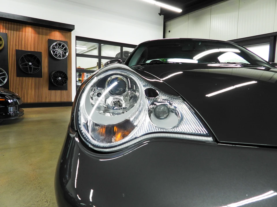 2003 Porsche 996 Carrera 4S - Image 26 of 31