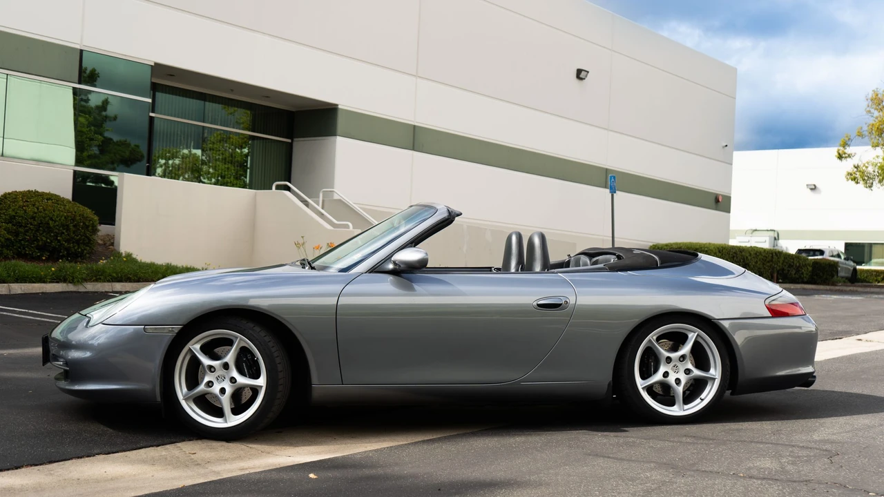 2003 Porsche 996 Carrera - Image 6 of 31