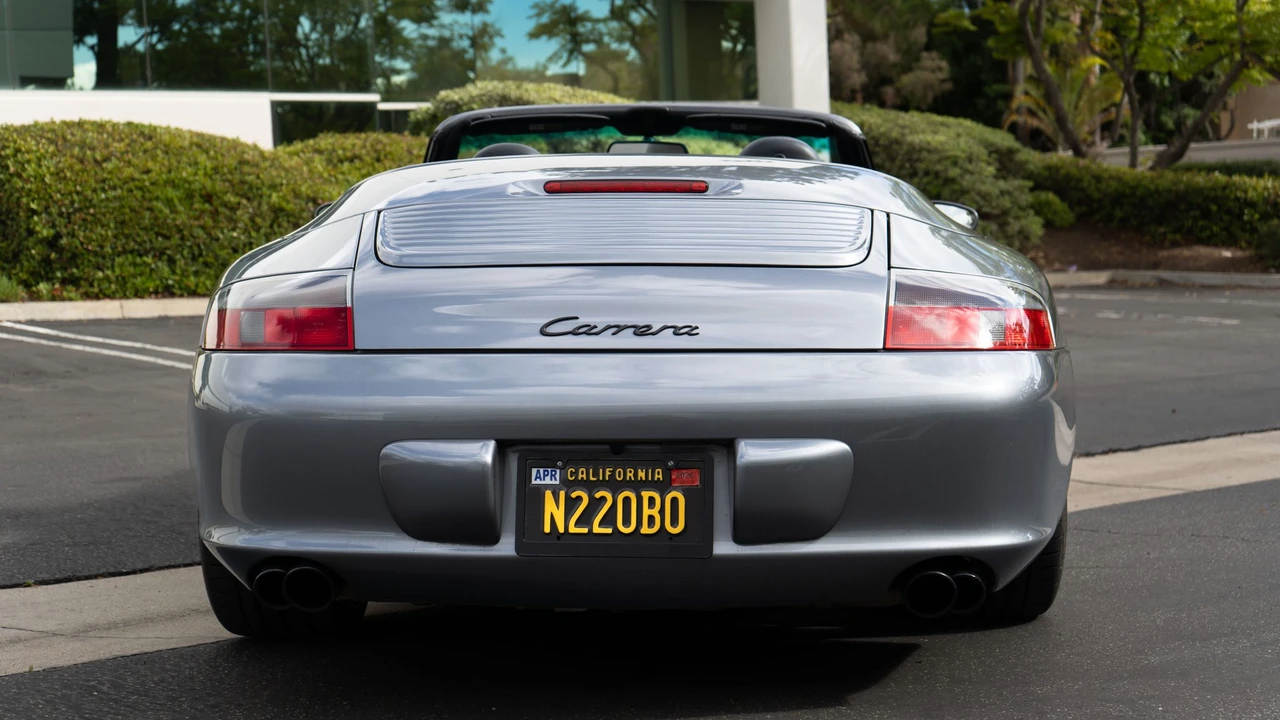 2003 Porsche 996 Carrera - Image 11 of 31