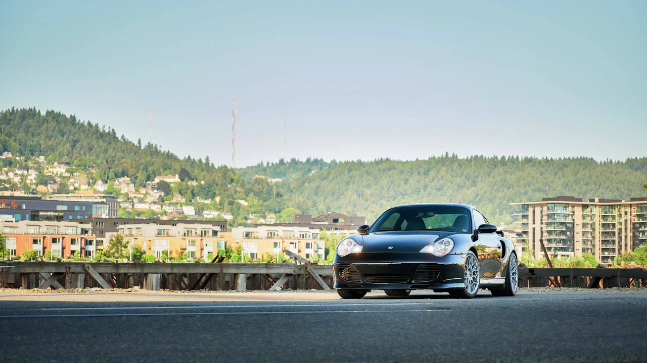 2003 Porsche 996 Turbo - Image 4 of 31