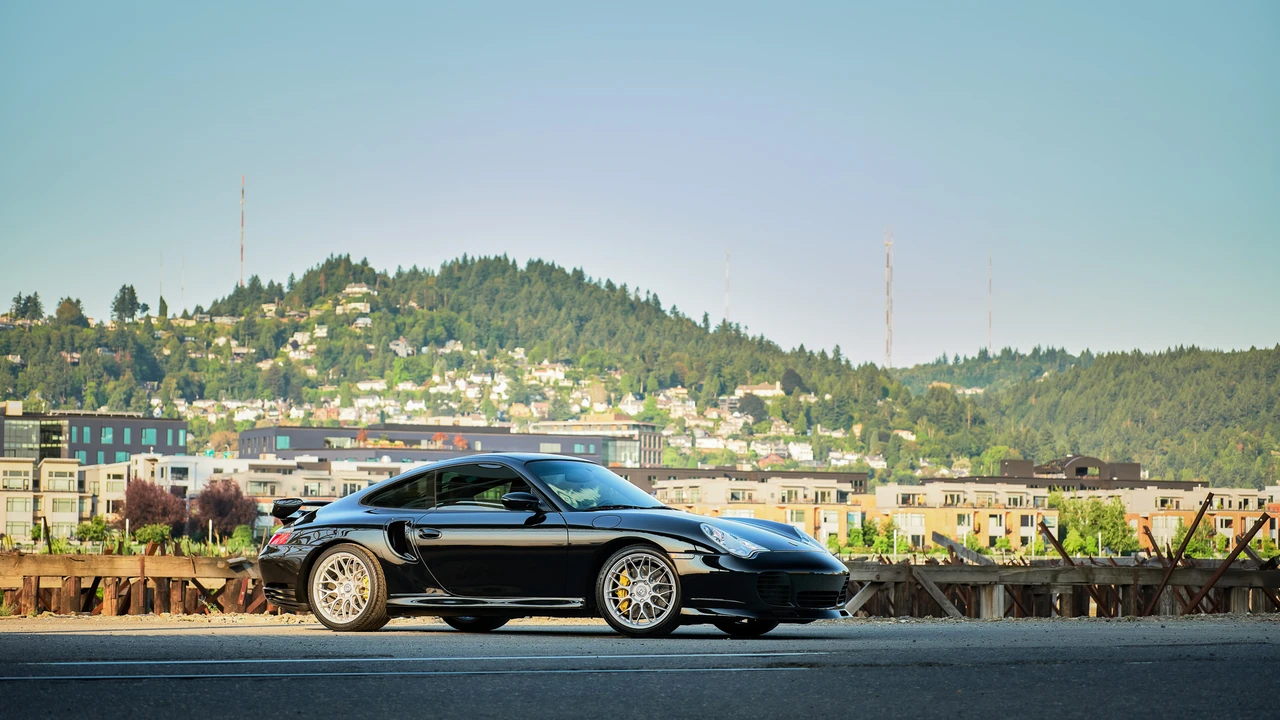 2003 Porsche 996 Turbo - Image 6 of 31