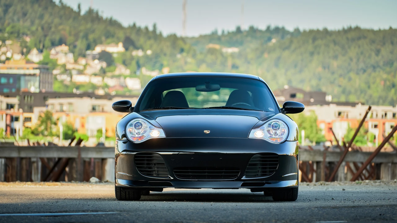 2003 Porsche 996 Turbo - Image 10 of 31