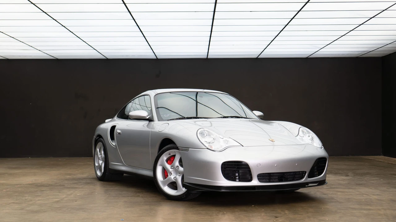 2003 Porsche 996 Turbo - Image 18 of 31