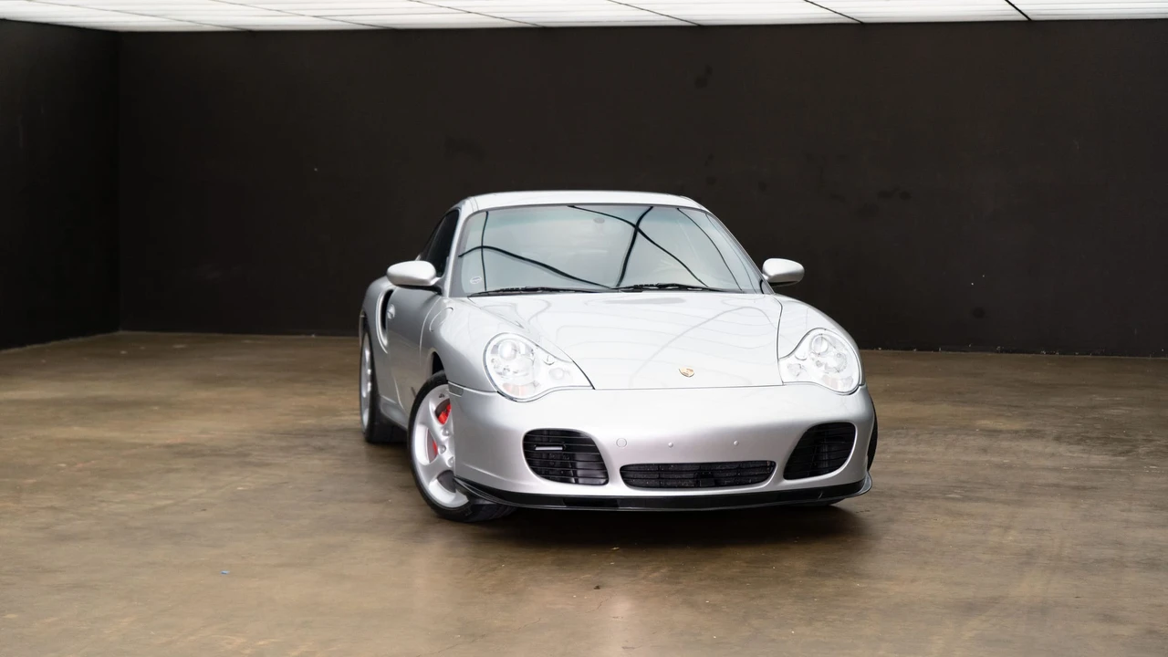2003 Porsche 996 Turbo - Image 17 of 31