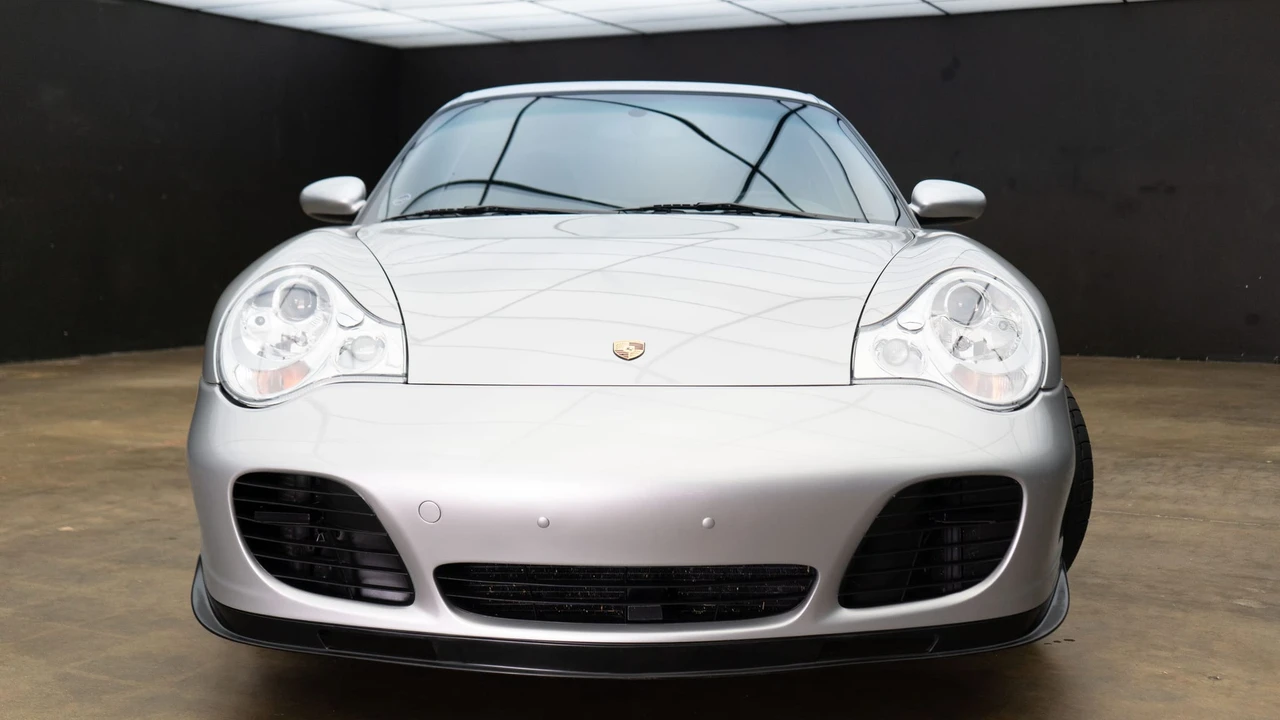 2003 Porsche 996 Turbo - Image 16 of 31
