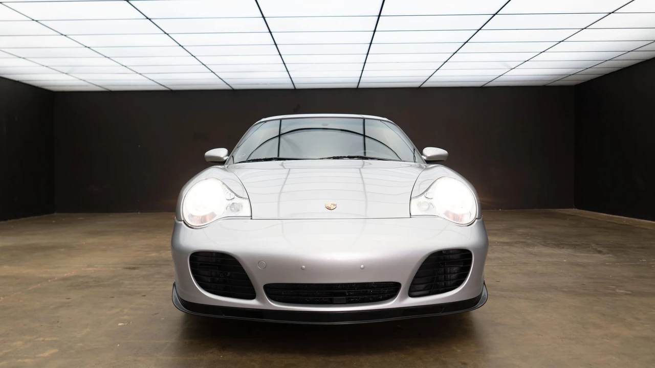 2003 Porsche 996 Turbo - Image 15 of 31