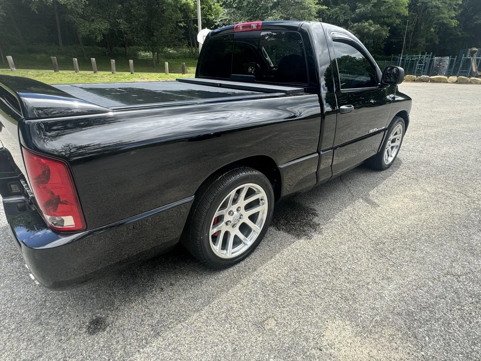 2004 Dodge Ram SRT-10 3rd Gen - Image 28 of 31