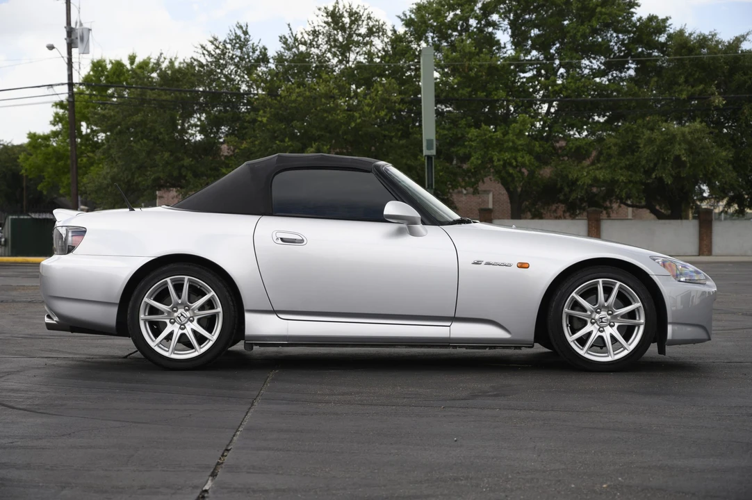 2004 Honda AP2 S2000 - Image 8 of 31