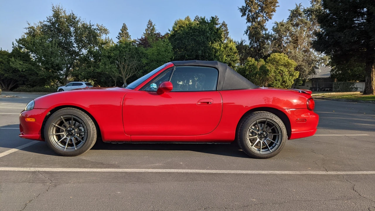 2004 Mazda NB Mazdaspeed MX-5 Miata - Image 3 of 31
