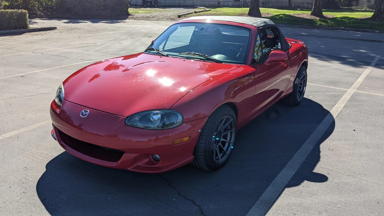 2004 Mazda NB Mazdaspeed MX-5 Miata - Image 16 of 31
