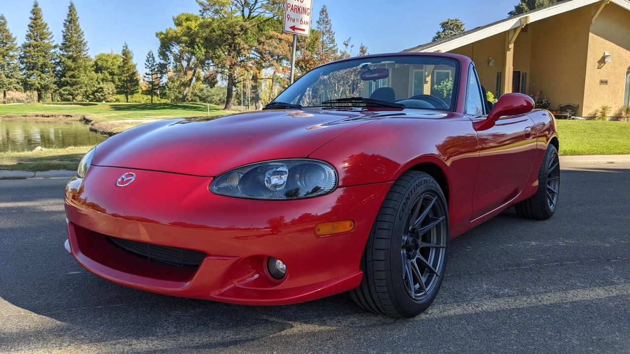2004 Mazda NB Mazdaspeed MX-5 Miata - Image 18 of 31