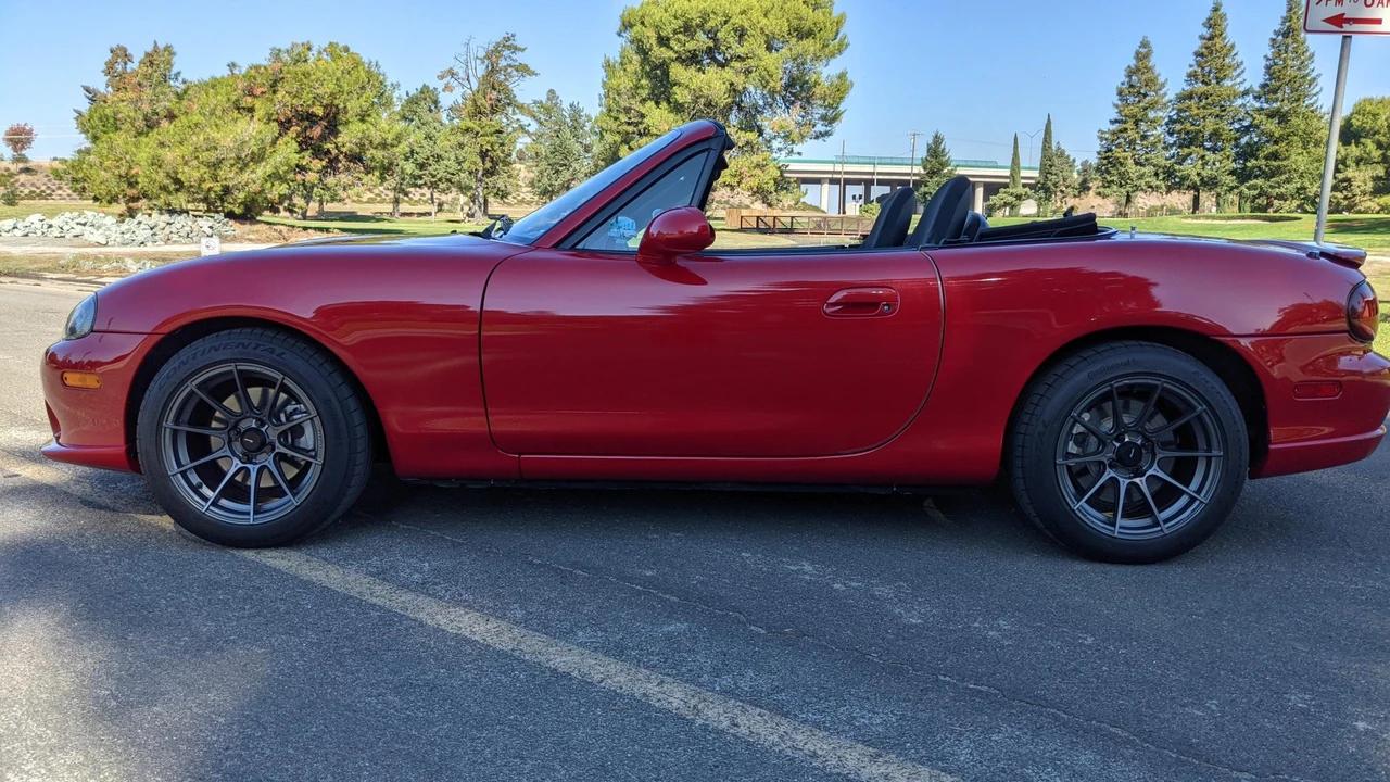 2004 Mazda NB Mazdaspeed MX-5 Miata - Image 20 of 31