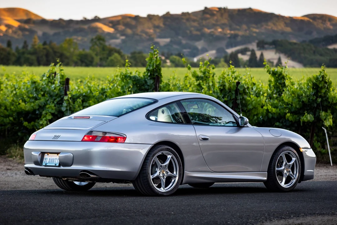 2004 Porsche 996 Carrera - Image 28 of 31
