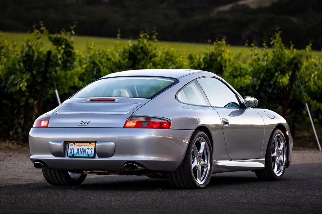 2004 Porsche 996 Carrera - Image 26 of 31