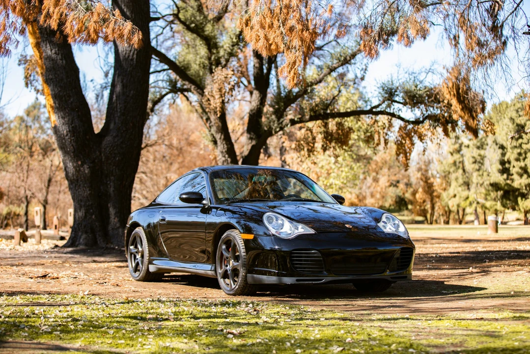 2004 Porsche 996 Carrera 4S - Image 9 of 31