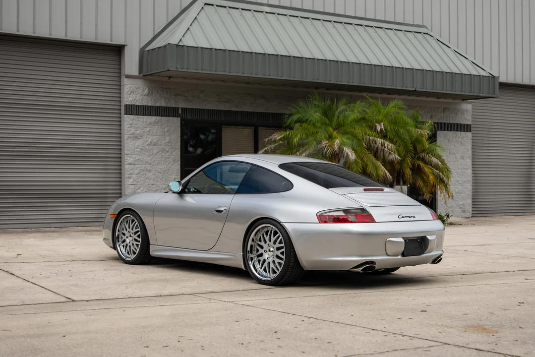 2004 Porsche 996 Carrera - Image 5 of 31