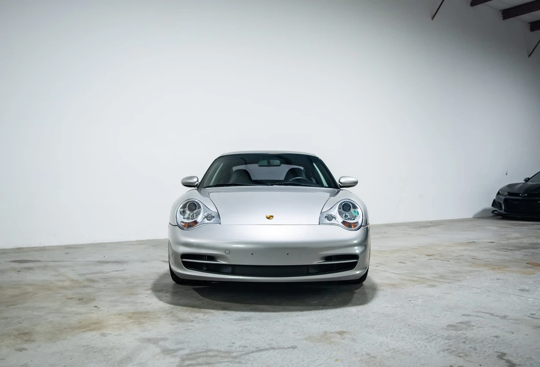 2004 Porsche 996 Carrera - Image 10 of 31