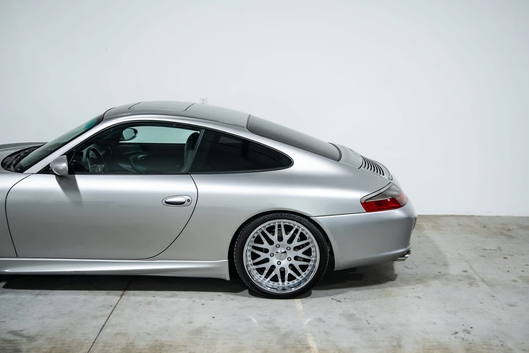 2004 Porsche 996 Carrera - Image 27 of 31