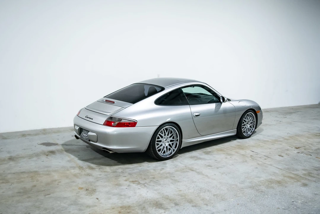 2004 Porsche 996 Carrera - Image 18 of 31