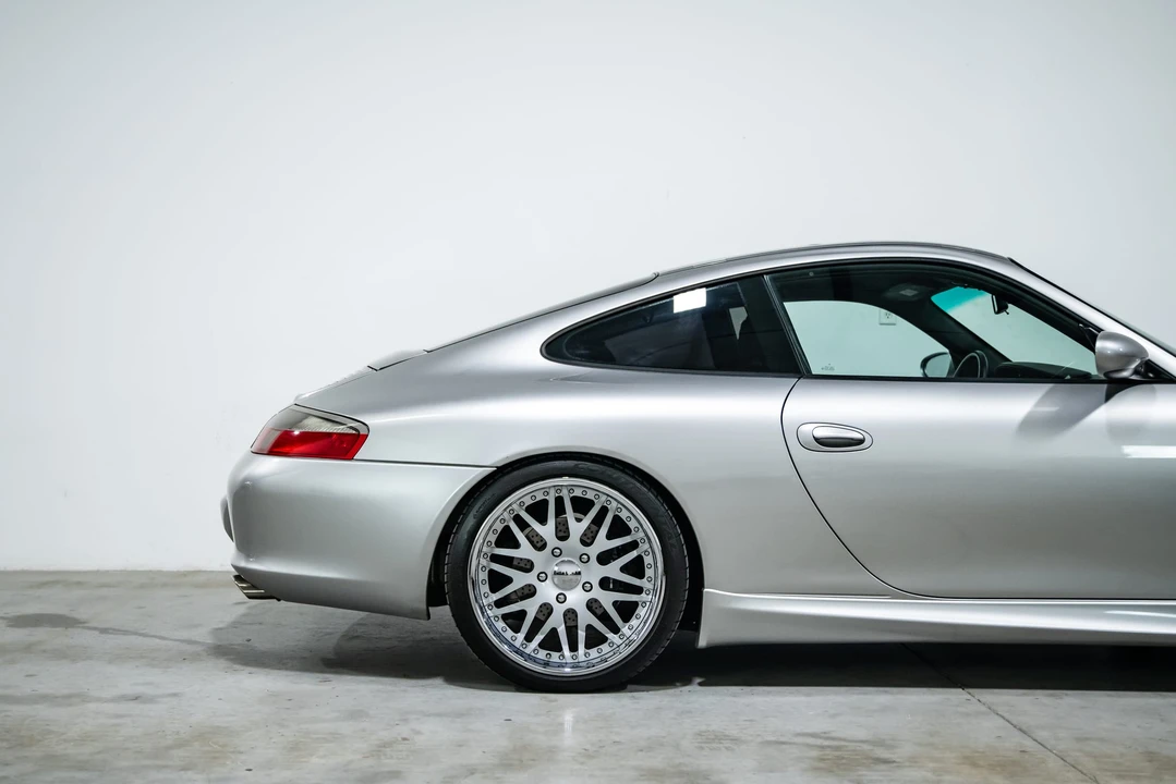 2004 Porsche 996 Carrera - Image 28 of 31