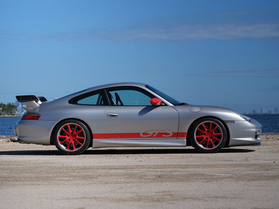 2004 Porsche 996 GT3 - Image 13 of 31