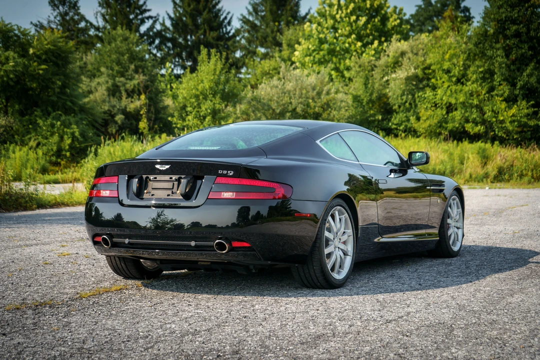 2005 Aston Martin DB9 - Image 12 of 31