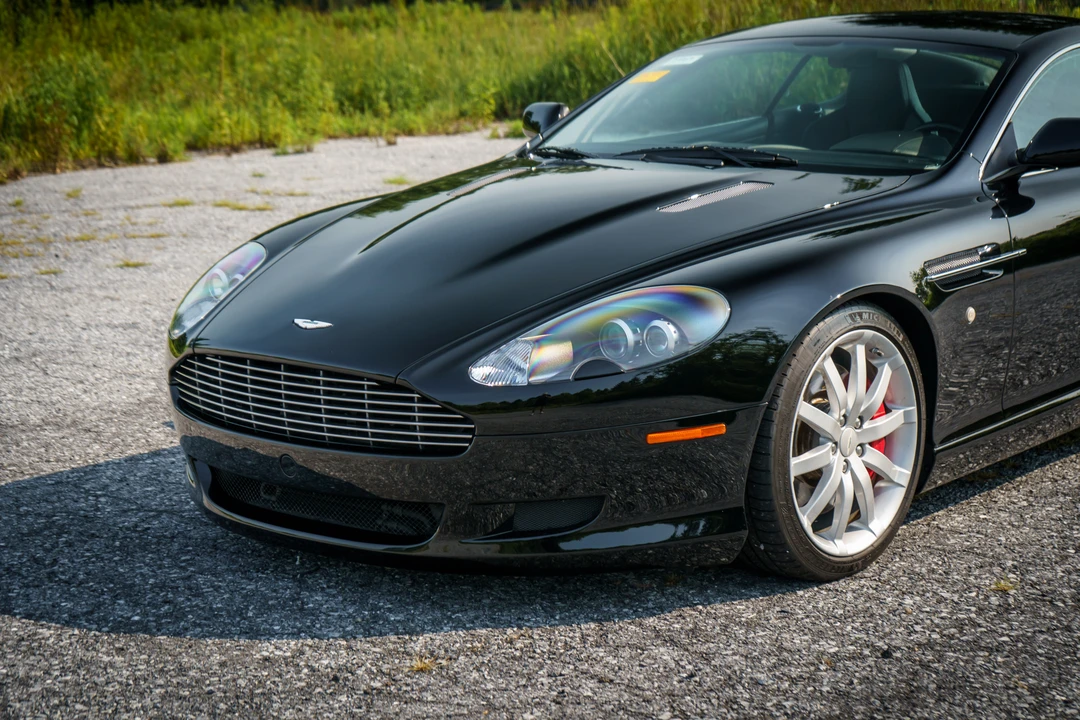 2005 Aston Martin DB9 - Image 28 of 31