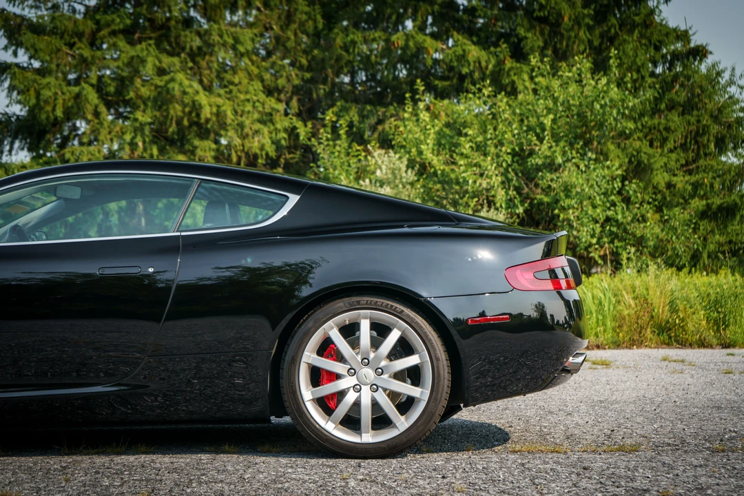 2005 Aston Martin DB9 - Image 20 of 31