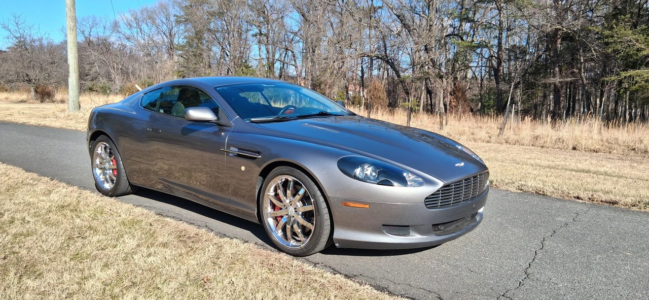 2005 Aston Martin DB9 - Image 11 of 31
