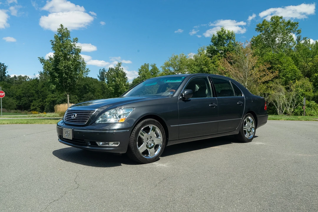 2005 Lexus LS 3rd Gen - Image 6 of 31