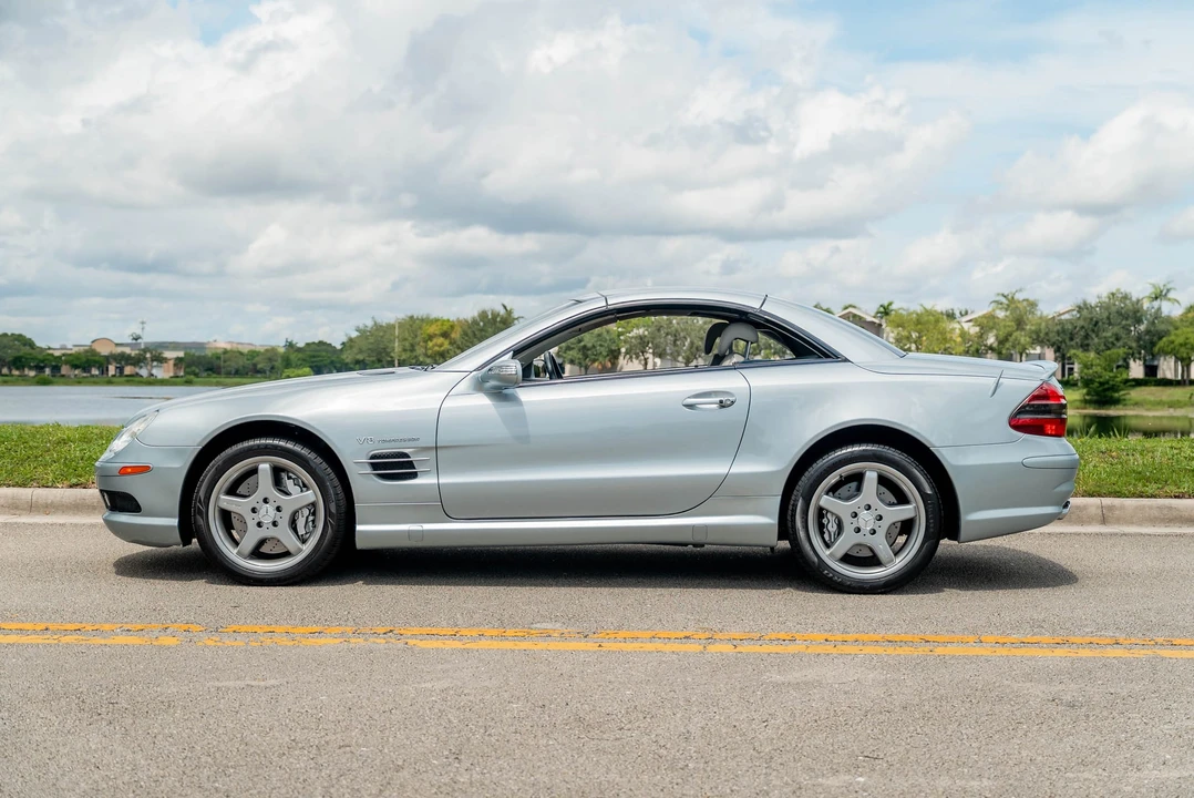 2005 Mercedes-Benz R230 SL 55 & SL 63 & SL 65 AMG - Image 17 of 31